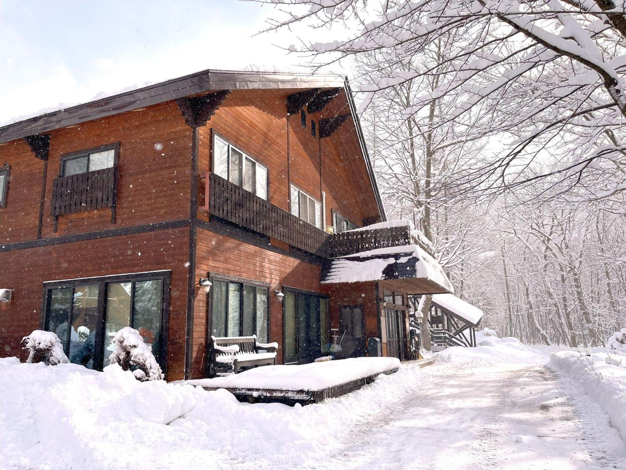 Log Cottage Epoch Hakuba Exteriör bild